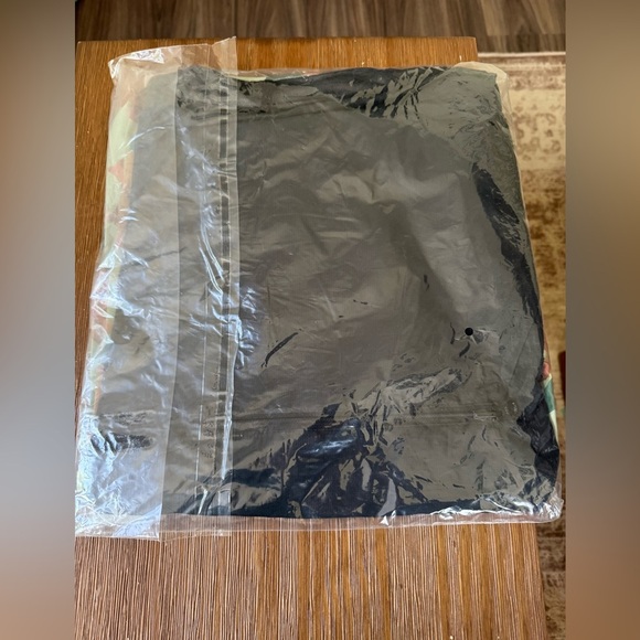 NWT Black Rifle Coffee Company Andorak Windbreaker in Frog Skin Camo - Picture 4 of 5